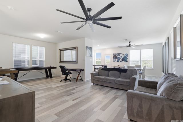 10643 W MILITARY DR unit 13, San Antonio, TX 78251