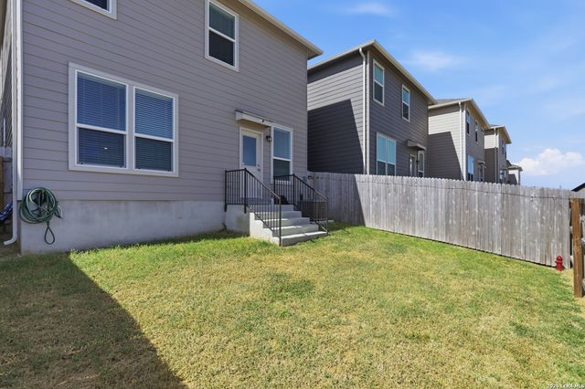 10643 W MILITARY DR unit 13, San Antonio, TX 78251