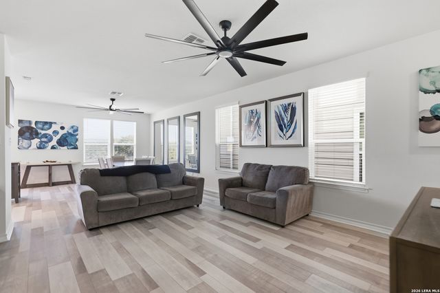 10643 W MILITARY DR unit 13, San Antonio, TX 78251