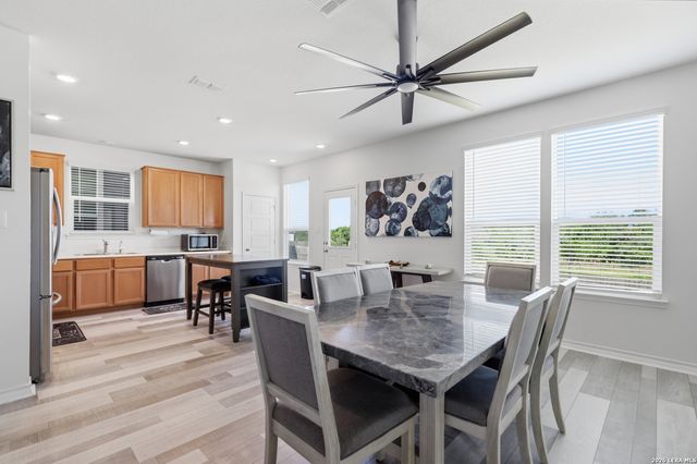 10643 W MILITARY DR unit 13, San Antonio, TX 78251