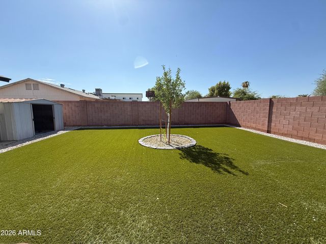 2116 E MARCONI Avenue, Phoenix, AZ 85022