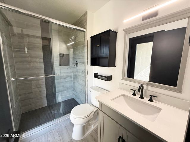 2116 E MARCONI Avenue, Phoenix, AZ 85022