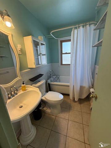 10484 Quirk Street, Van Buren Twp, MI 48111