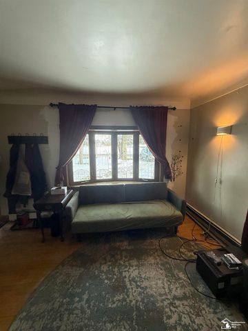 10484 Quirk Street, Van Buren Twp, MI 48111