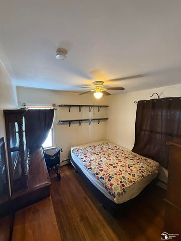 10484 Quirk Street, Van Buren Twp, MI 48111