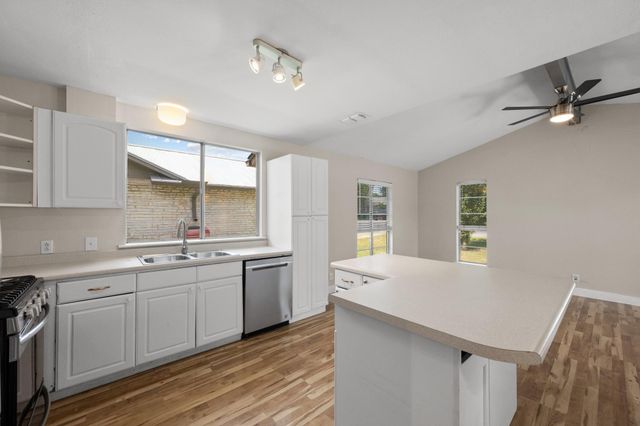 12517 Limerick Ave, Austin, TX 78727