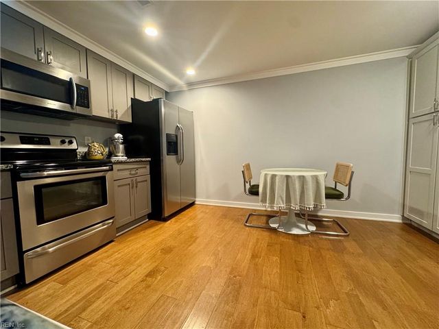 3509 Pleasant Ave Unit 301, Norfolk, VA 23518
