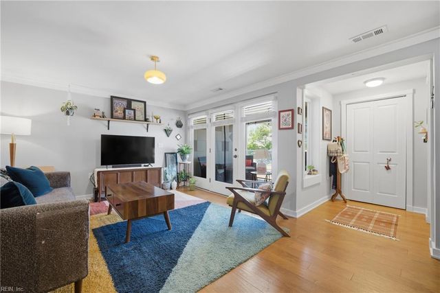 3509 Pleasant Ave Unit 301, Norfolk, VA 23518