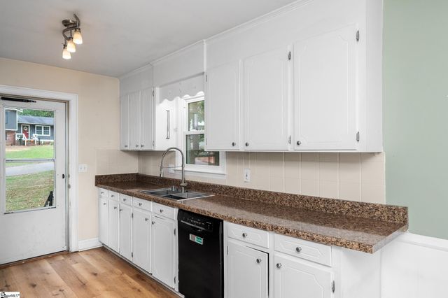 412 Tebblewood Drive, Simpsonville, SC 29680