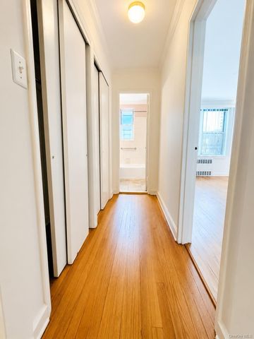 65-45 Yellowstone Boulevard 5C, Forest Hills, NY 11375