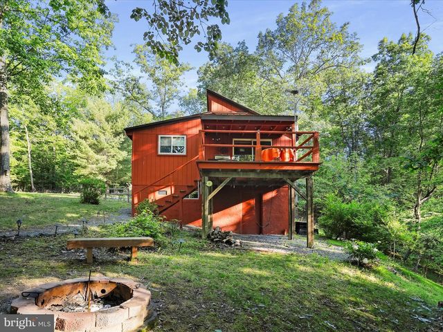 600 CABIN DRIVE, Hedgesville, WV 25427