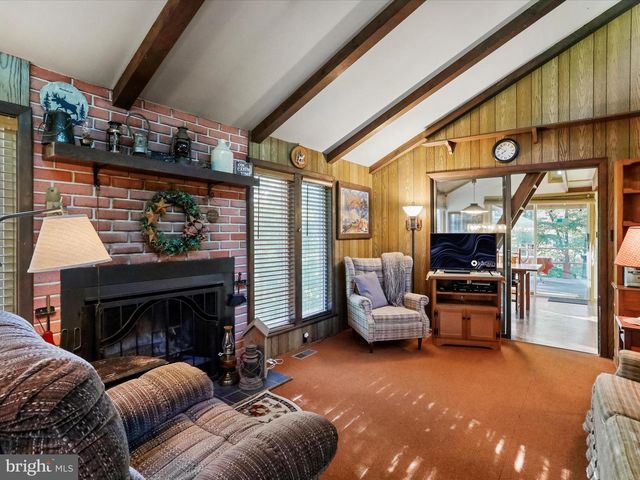 600 CABIN DRIVE, Hedgesville, WV 25427