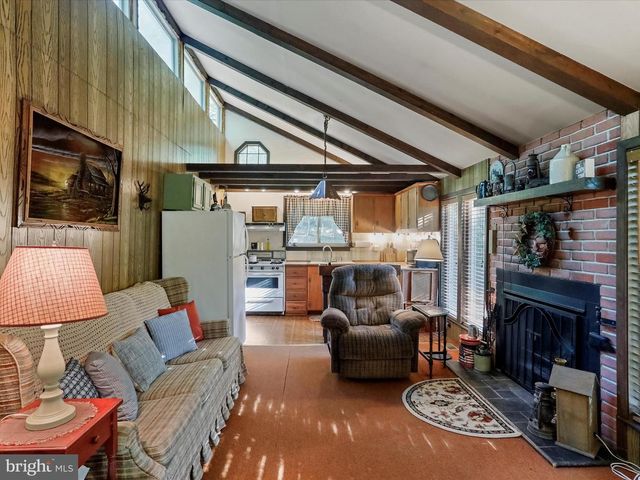 600 CABIN DRIVE, Hedgesville, WV 25427