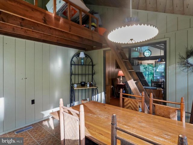 600 CABIN DRIVE, Hedgesville, WV 25427