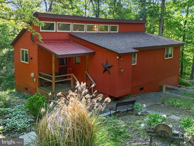 600 CABIN DRIVE, Hedgesville, WV 25427