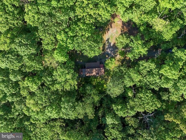 600 CABIN DRIVE, Hedgesville, WV 25427