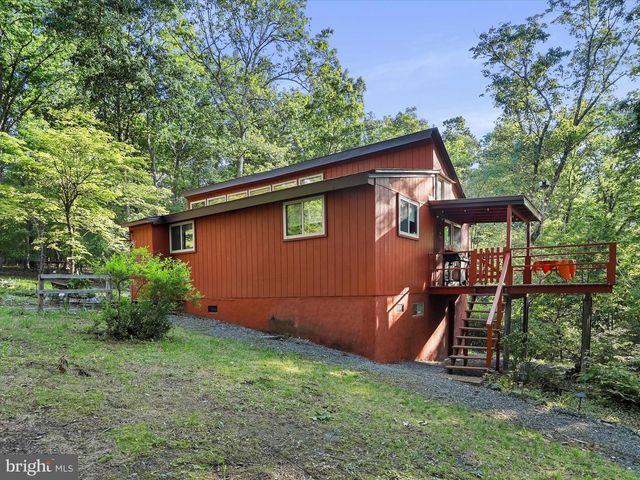 600 CABIN DRIVE, Hedgesville, WV 25427