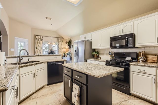 19606 Nara Vista Drive, Tomball, TX 77377