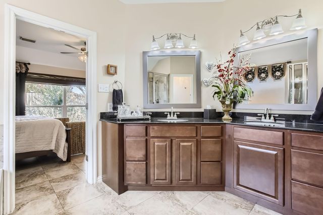 19606 Nara Vista Drive, Tomball, TX 77377