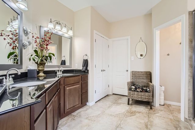19606 Nara Vista Drive, Tomball, TX 77377