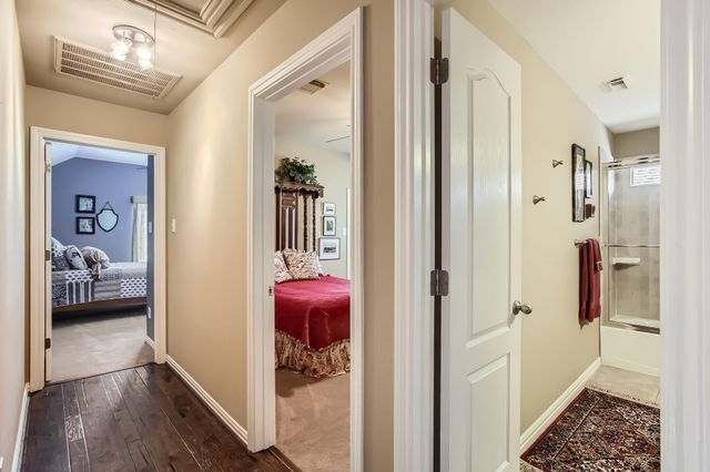 19606 Nara Vista Drive, Tomball, TX 77377