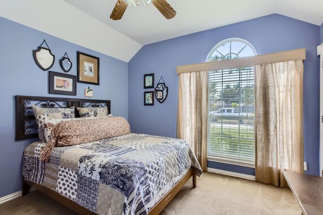 19606 Nara Vista Drive, Tomball, TX 77377