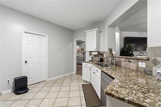 4922 Berkeley Oak Circle, Peachtree Corners, GA 30092