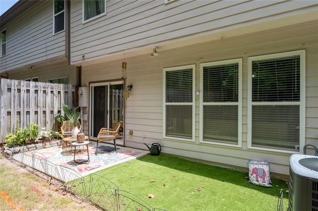 4922 Berkeley Oak Circle, Peachtree Corners, GA 30092