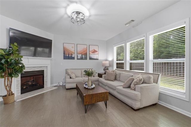 4922 Berkeley Oak Circle, Peachtree Corners, GA 30092
