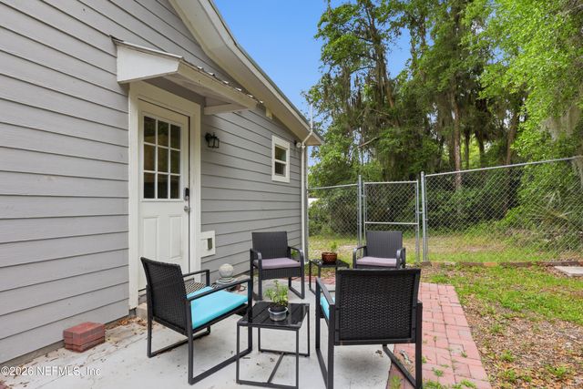 1210 S 12TH Street, Palatka, FL 32177