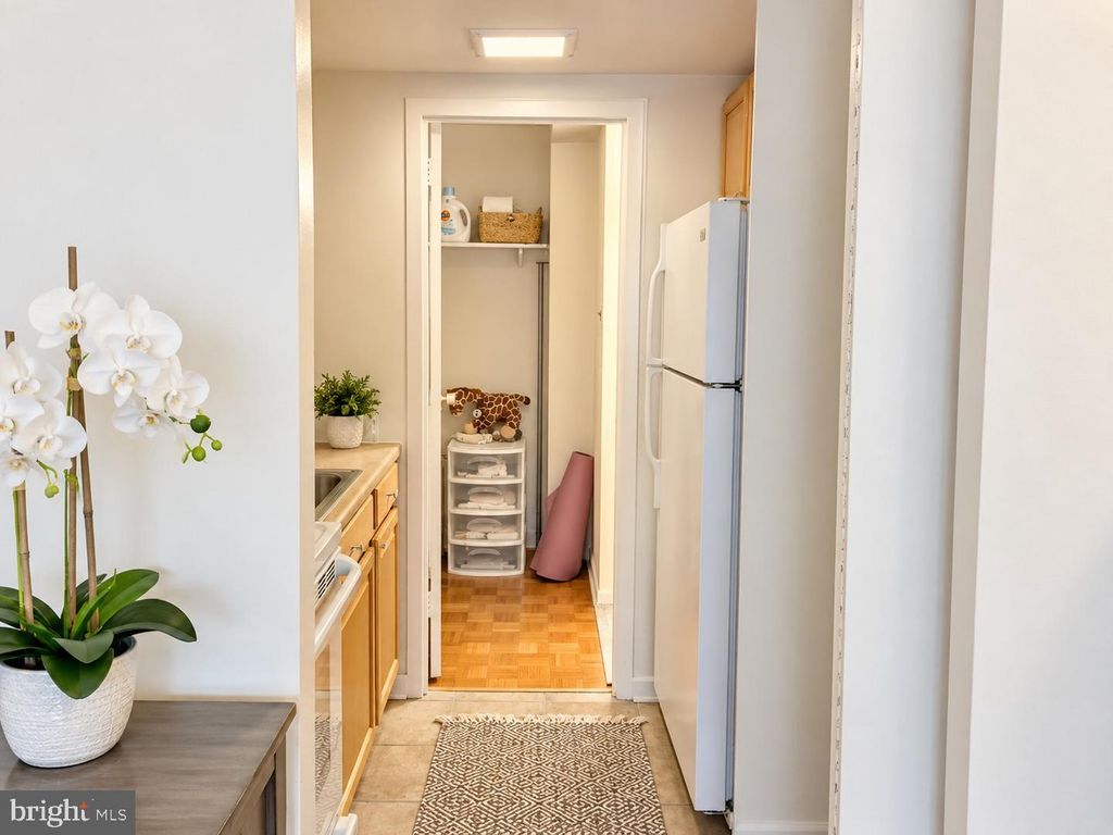 224-30 W RITTENHOUSE SQ #415B, PHILADELPHIA, PA 19103 — photo 3