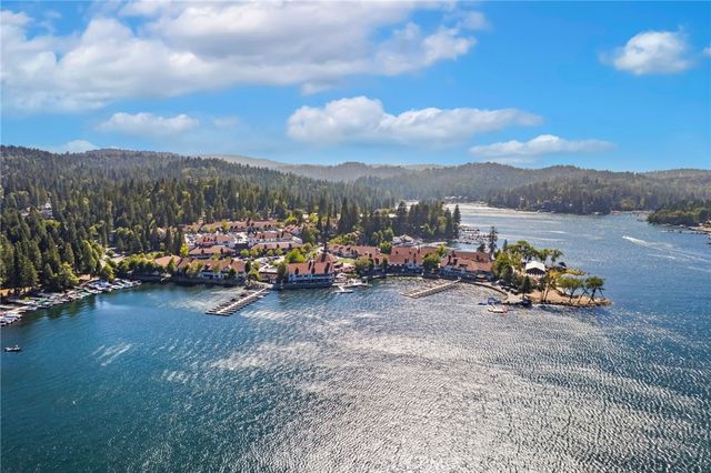 270 Flower Drive, Lake Arrowhead, CA 92352