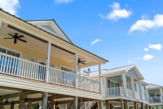 5644 Bayou Saint John Ave, Orange Beach, AL 36561