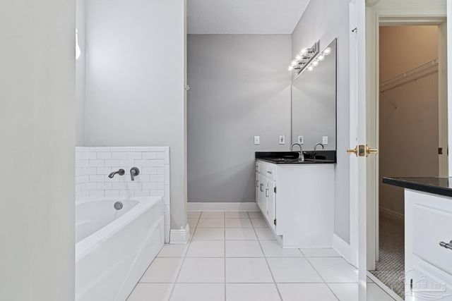 5644 Bayou Saint John Ave, Orange Beach, AL 36561