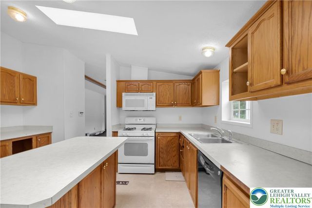 116 Nashua, Lehigh Twp, PA 18088