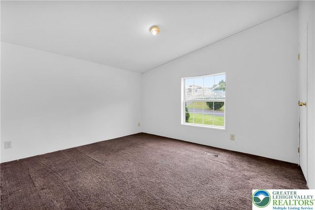116 Nashua, Lehigh Twp, PA 18088