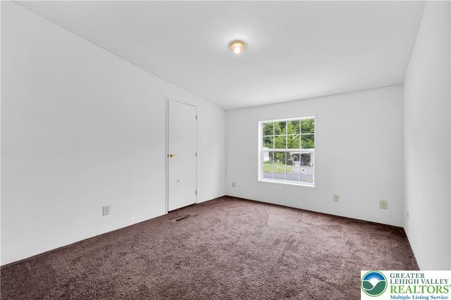 116 Nashua, Lehigh Twp, PA 18088
