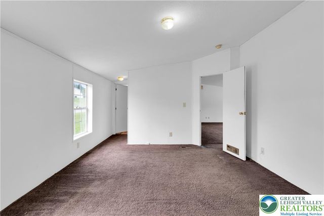 116 Nashua, Lehigh Twp, PA 18088