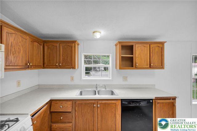 116 Nashua, Lehigh Twp, PA 18088