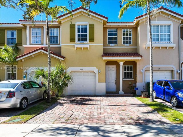 686 NE 21st Ave, Homestead, FL 33033
