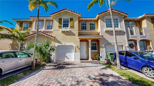 686 NE 21st Ave, Homestead, FL 33033