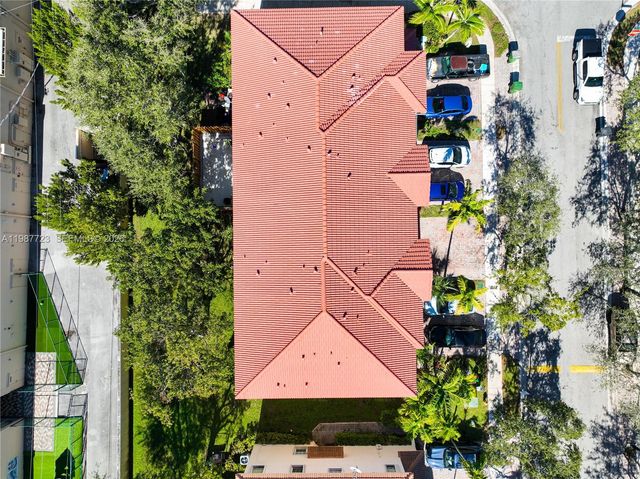 686 NE 21st Ave, Homestead, FL 33033