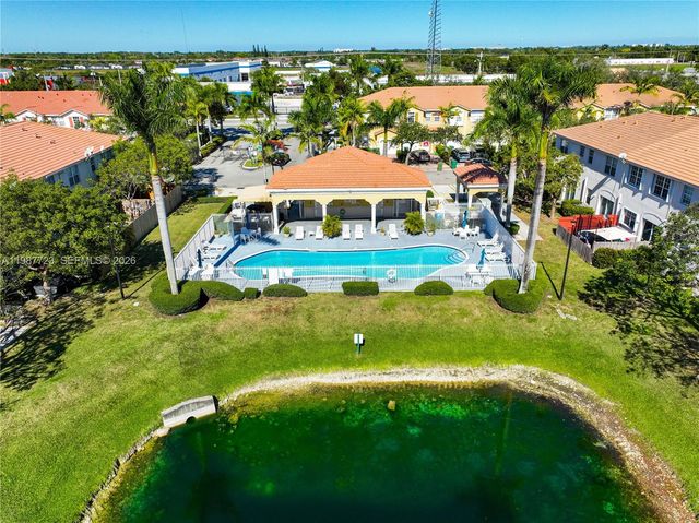 686 NE 21st Ave, Homestead, FL 33033