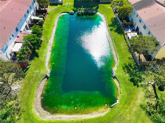 686 NE 21st Ave, Homestead, FL 33033