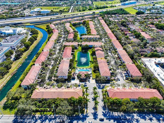 686 NE 21st Ave, Homestead, FL 33033