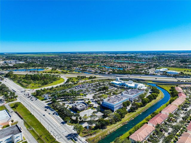 686 NE 21st Ave, Homestead, FL 33033