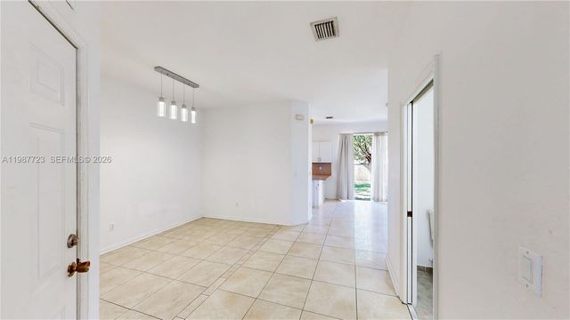 686 NE 21st Ave, Homestead, FL 33033