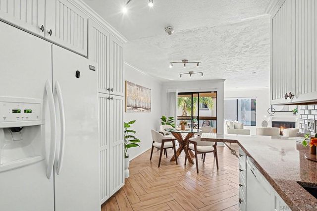 6757 Friars Rd 21, San Diego, CA 92108