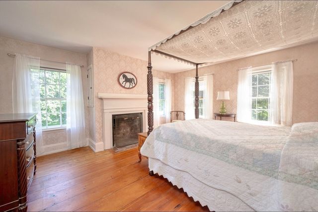 316 Summer St, Marshfield, MA 02050