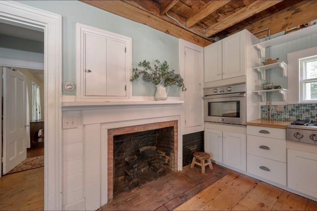 316 Summer St, Marshfield, MA 02050